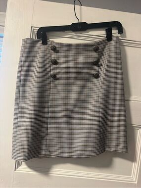 Veronica beard  Mini Skirt with Button Detail - Neutral Houndstooth